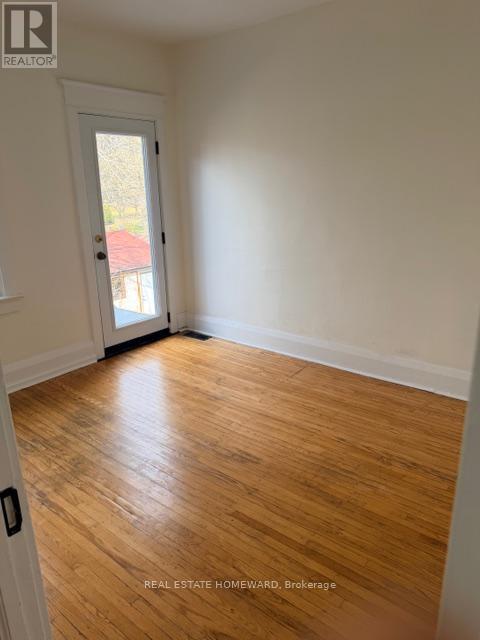 48 Harvie Avenue, Toronto, Ontario  M6E 4K3 - Photo 7 - W12965962