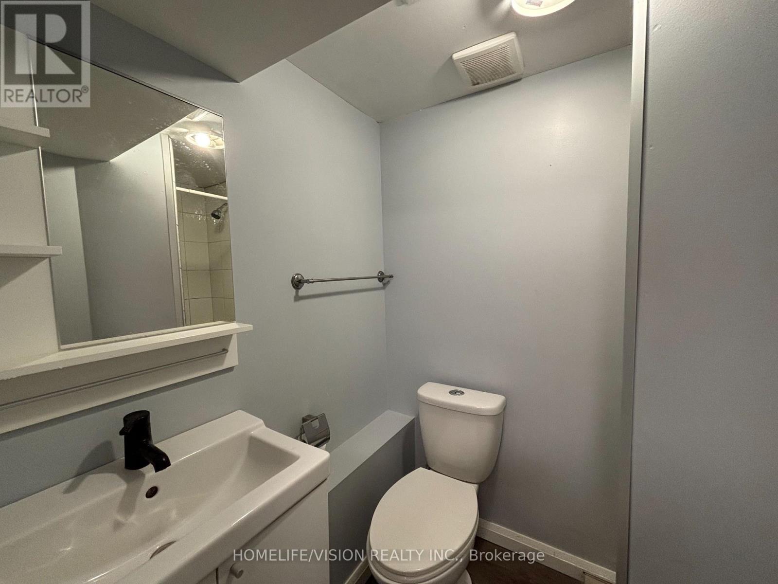 Bsmt - 143 Belgravia Avenue, Toronto, Ontario  M6E 2M6 - Photo 11 - W12965978