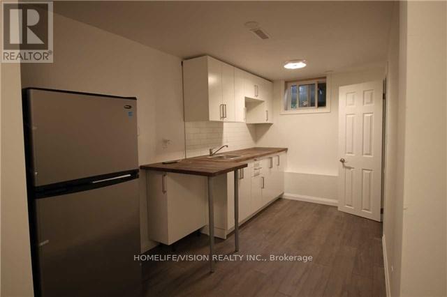 Bsmt - 143 Belgravia Avenue, Toronto, Ontario  M6E 2M6 - Photo 8 - W12965978