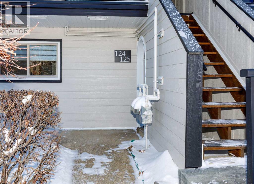 125, 54 Bell Street, Red Deer, Alberta  T4R 1M8 - Photo 4 - A2287699