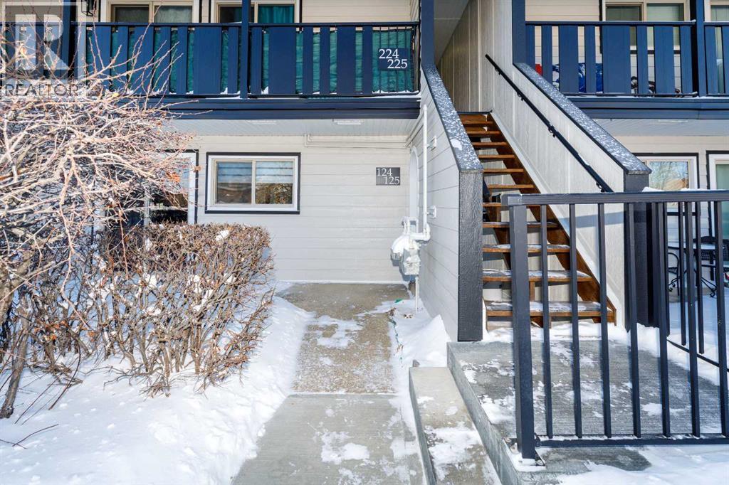 125, 54 Bell Street, Red Deer, Alberta  T4R 1M8 - Photo 3 - A2287699