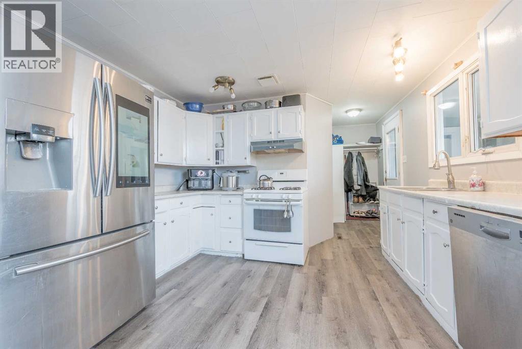 10435 104 Avenue, Grande Prairie, Alberta  T8V 1G1 - Photo 5 - A2271216