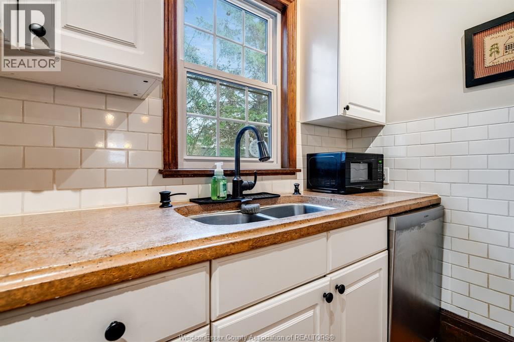 151 Belle River Road, Cottam, Ontario  N0R 1B0 - Photo 13 - 26007240