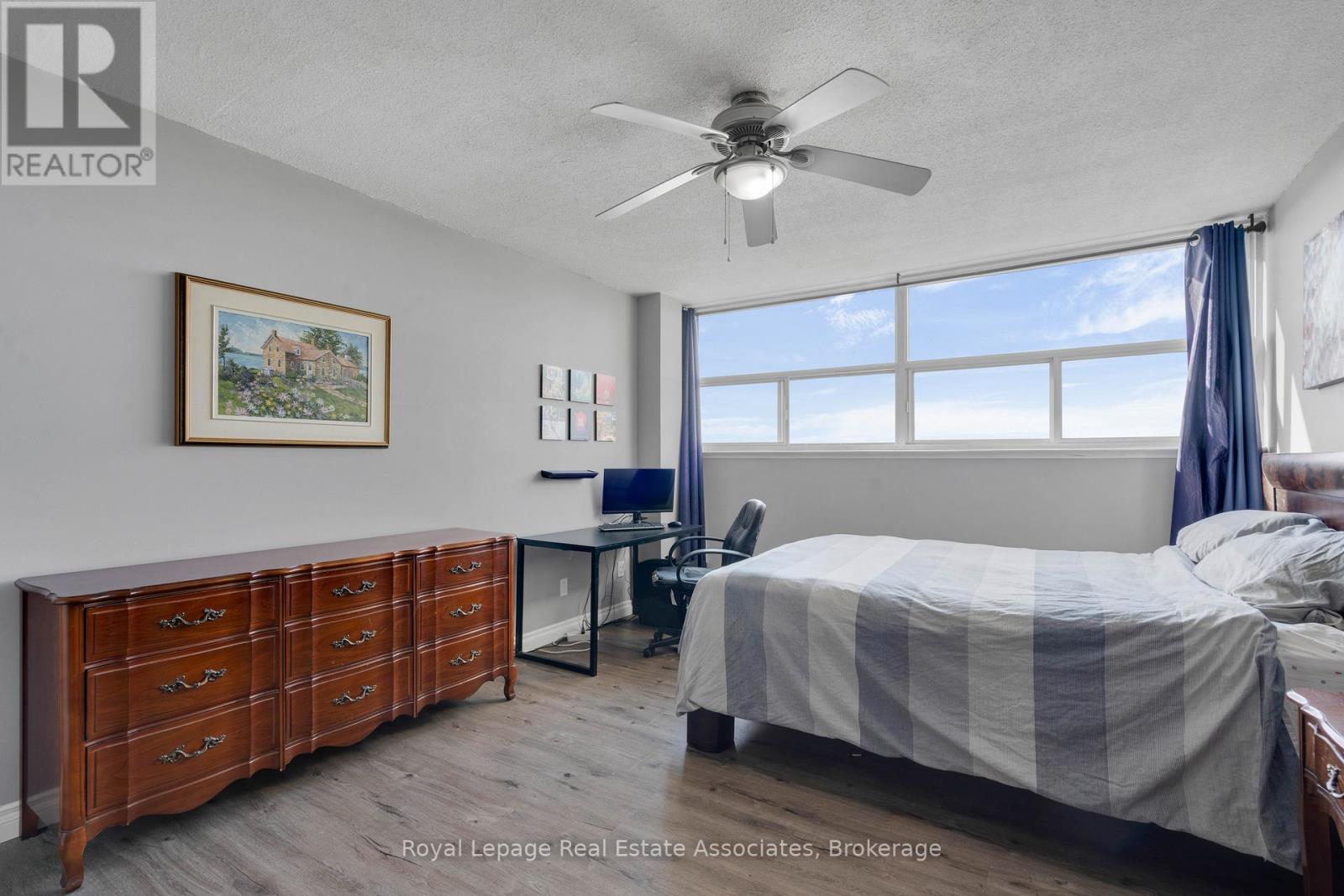 1204 - 215 Glenridge Avenue, St. Catharines, Ontario  L2T 3J7 - Photo 23 - X12965682