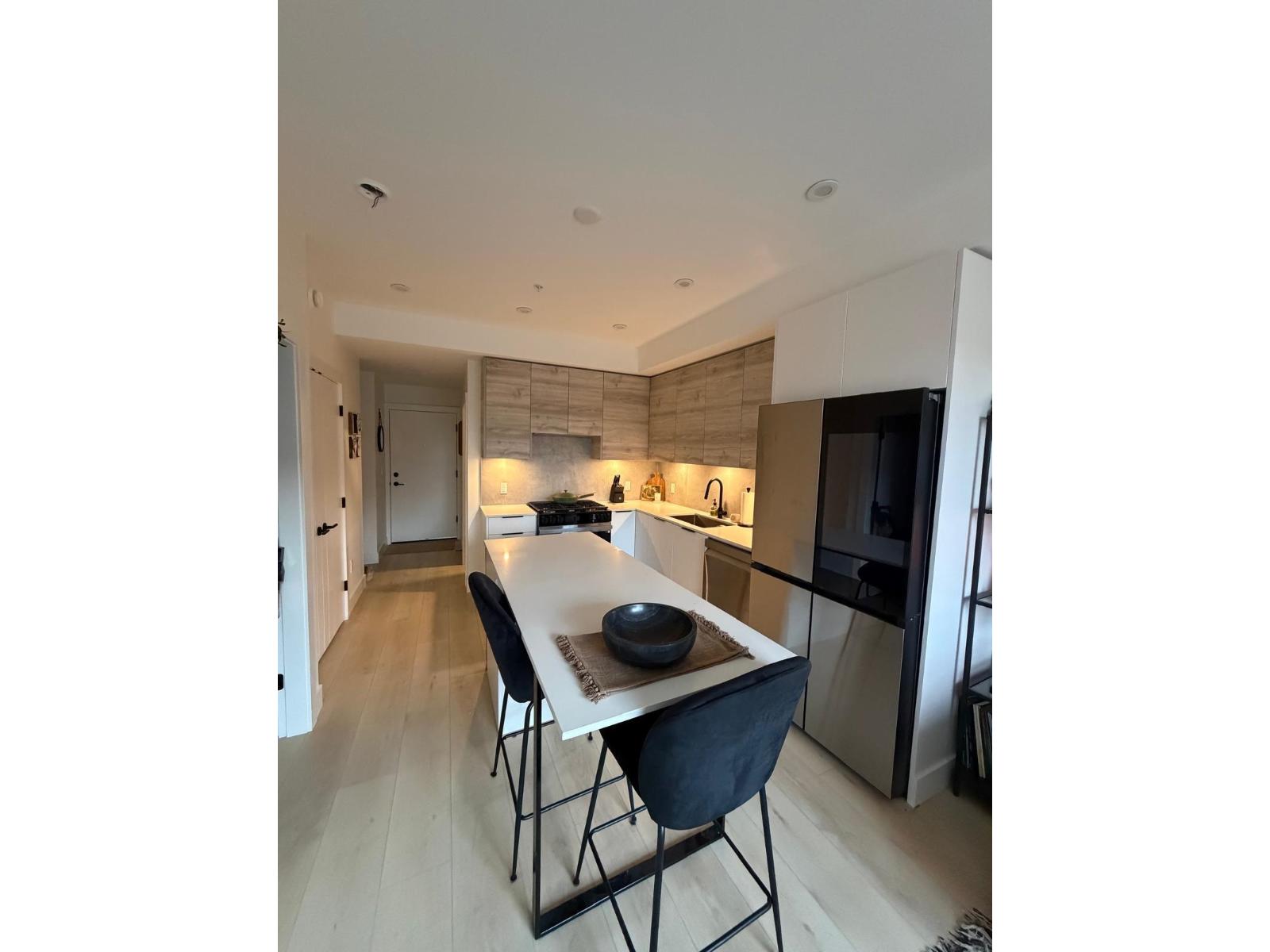 205 30490 Cardinal Avenue, Abbotsford, British Columbia  V2T 0A8 - Photo 2 - R3107452