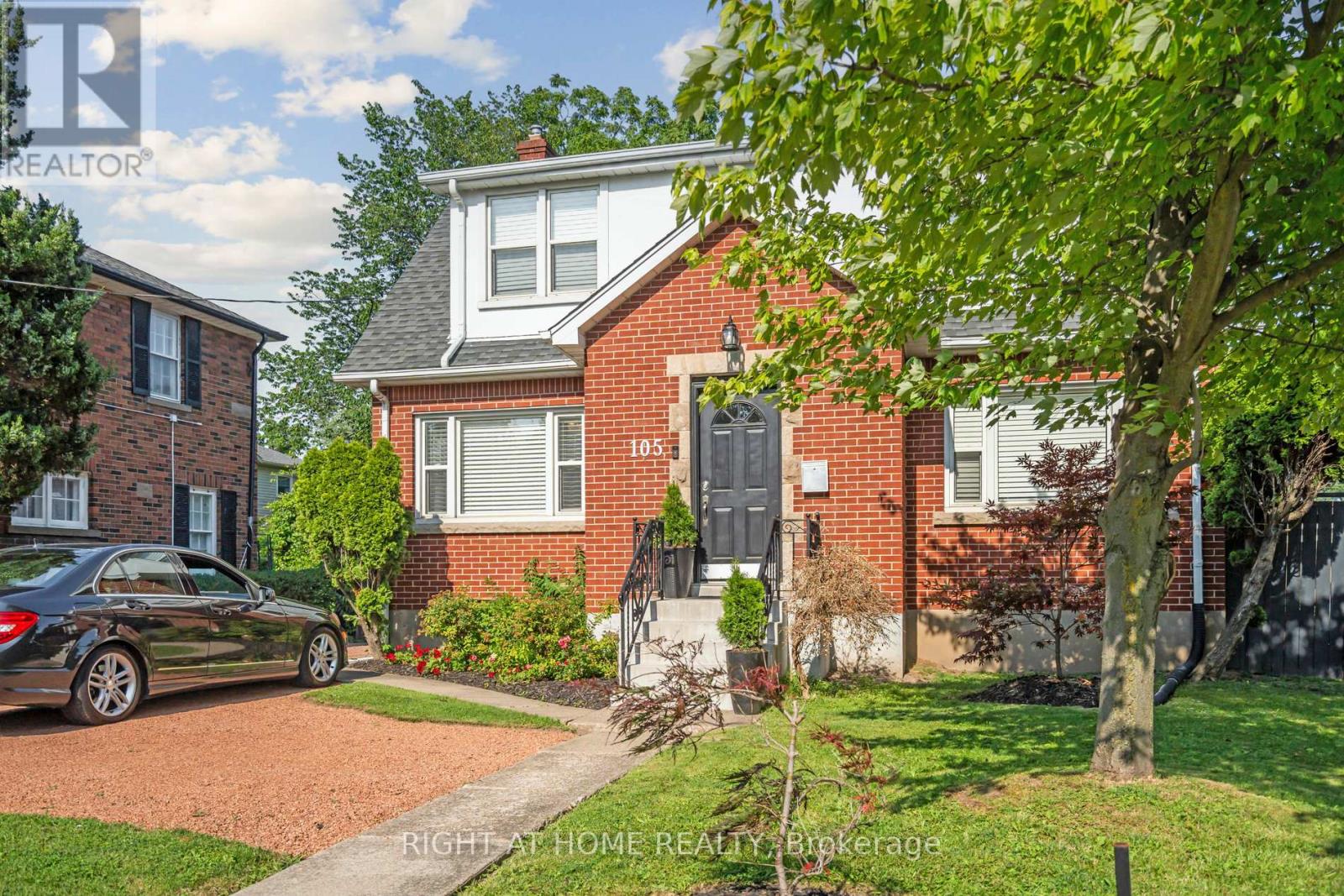 105 Glenridge Avenue, St. Catharines, Ontario  L2R 4X5 - Photo 29 - X12965798