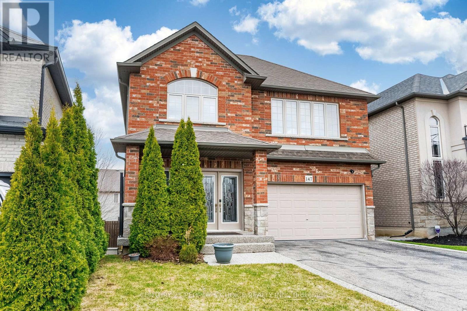 147 Garinger Crescent, Hamilton, Ontario  L0R 1C0 - Photo 4 - X12965810