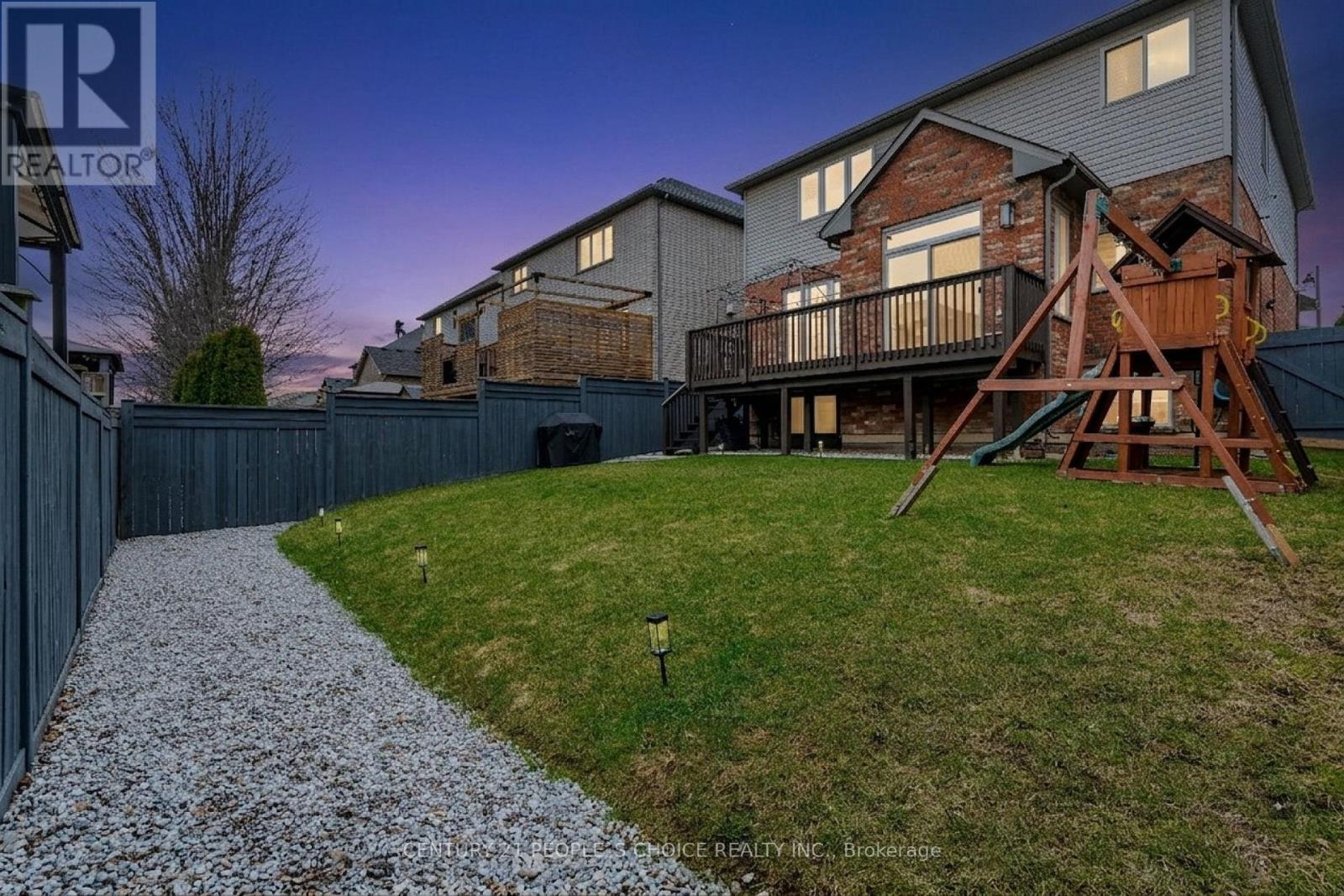 147 Garinger Crescent, Hamilton, Ontario  L0R 1C0 - Photo 49 - X12965810