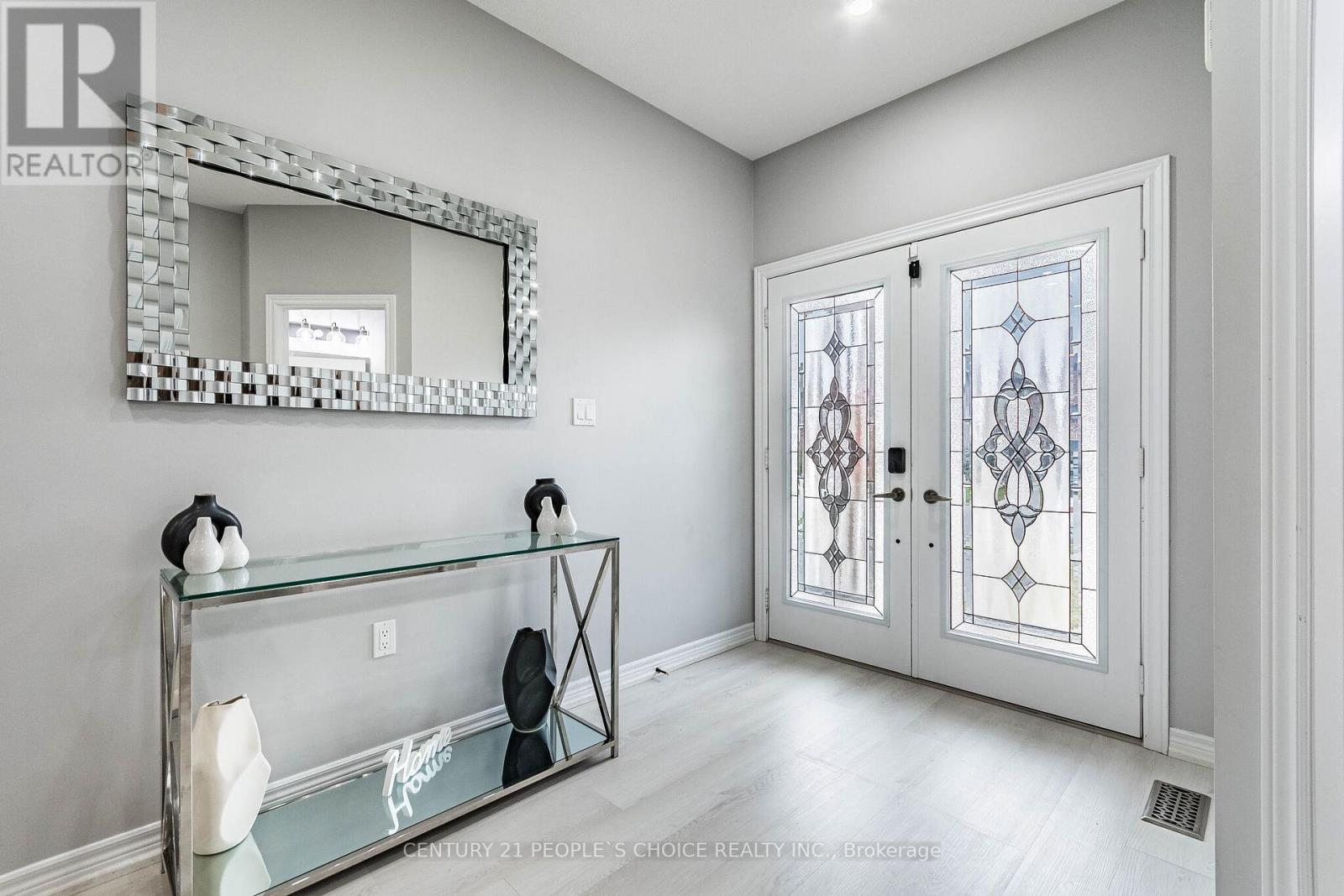 147 Garinger Crescent, Hamilton, Ontario  L0R 1C0 - Photo 8 - X12965810