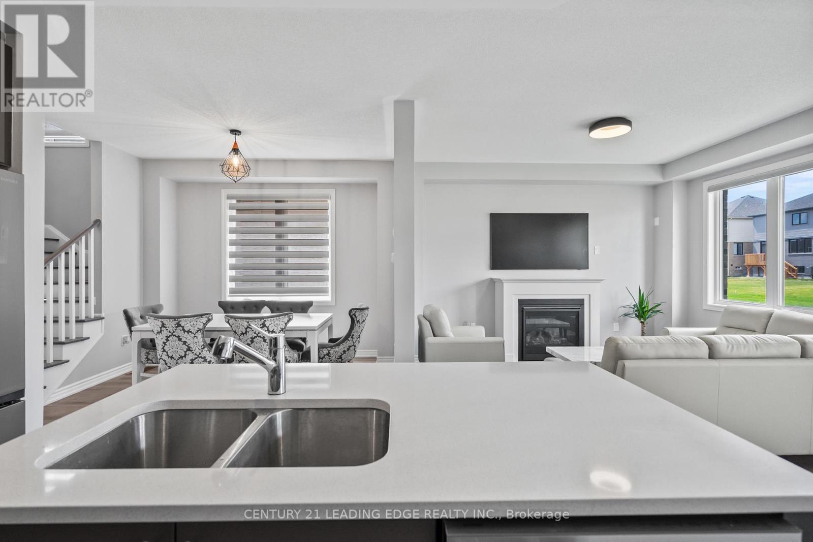 1097 Trailsview Avenue, Cobourg, Ontario  K9A 4J5 - Photo 13 - X12965822