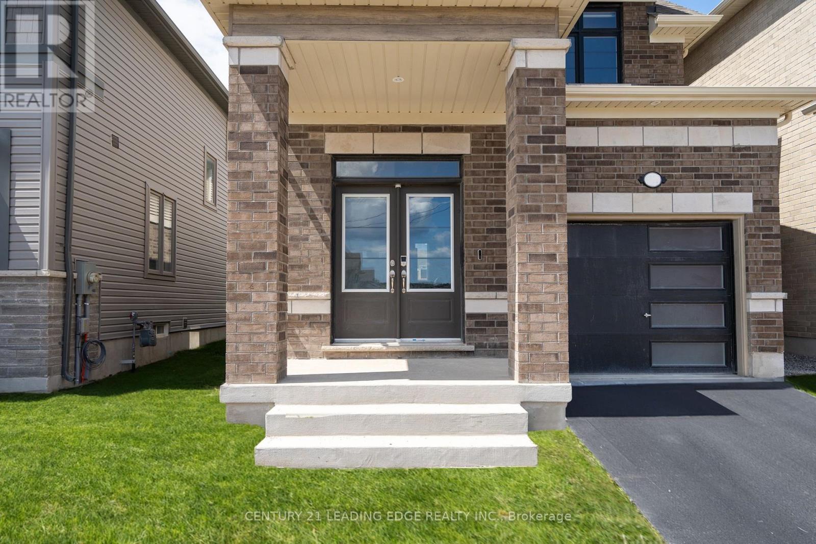 1097 Trailsview Avenue, Cobourg, Ontario  K9A 4J5 - Photo 2 - X12965822