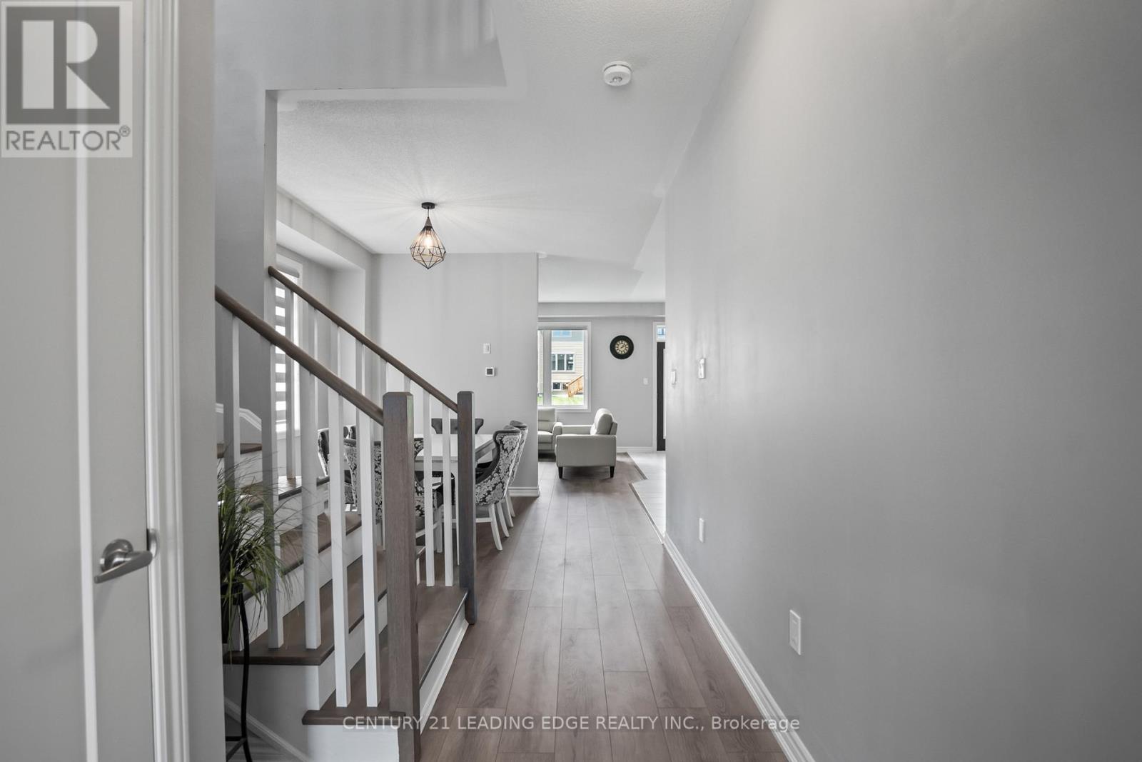 1097 Trailsview Avenue, Cobourg, Ontario  K9A 4J5 - Photo 5 - X12965822