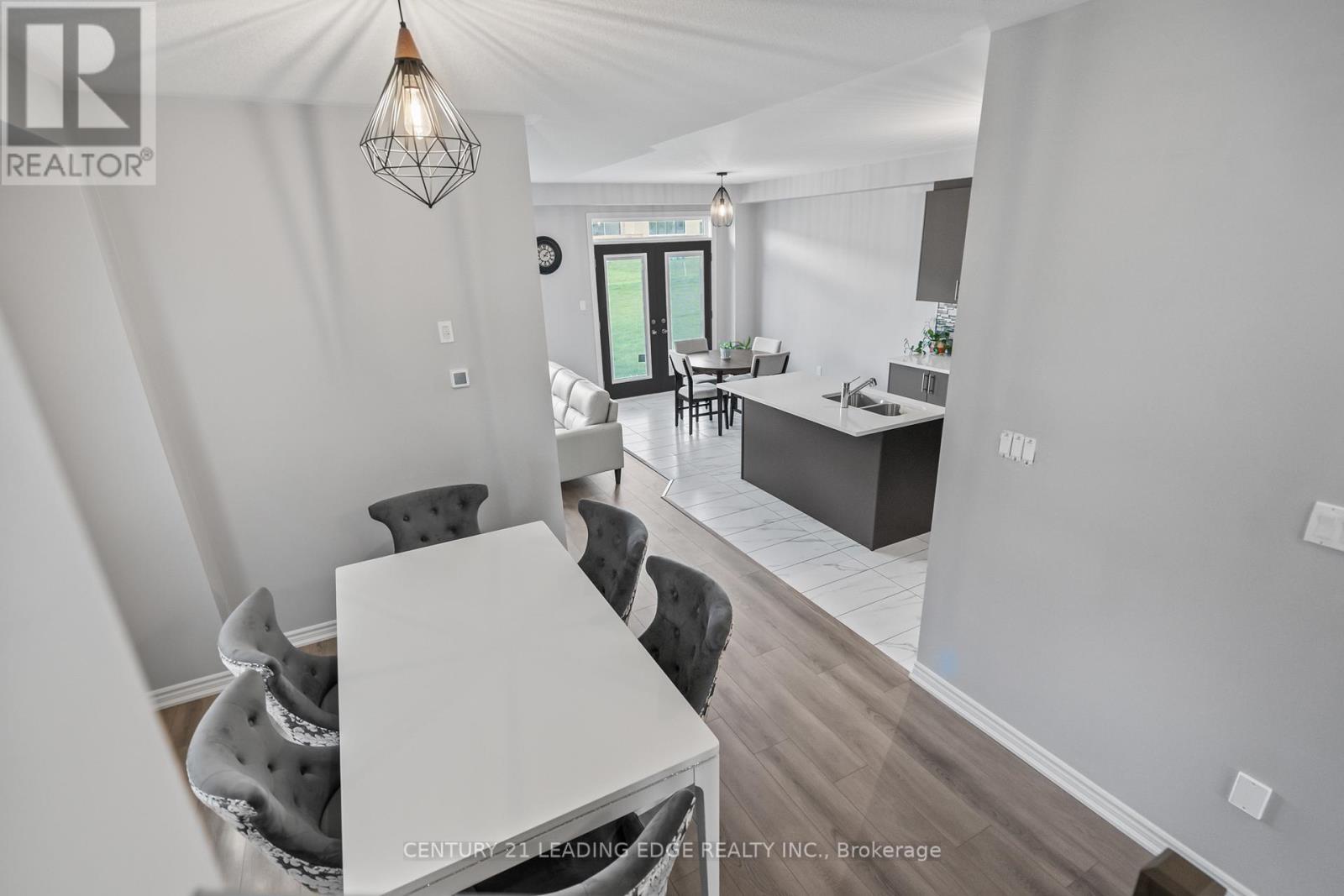 1097 Trailsview Avenue, Cobourg, Ontario  K9A 4J5 - Photo 7 - X12965822