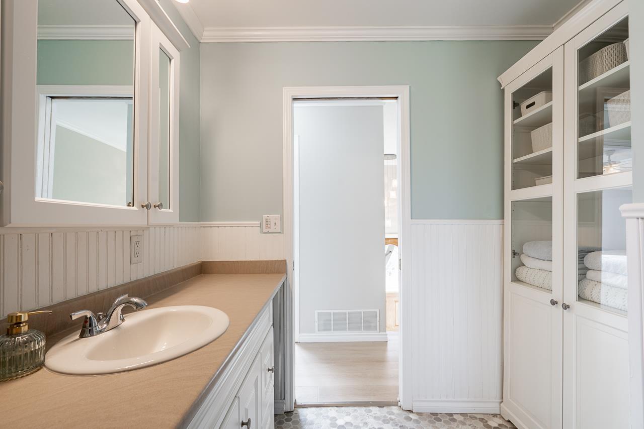 32157 Holiday Avenue, Mission, British Columbia  V2V 2N3 - Photo 15 - R3107089