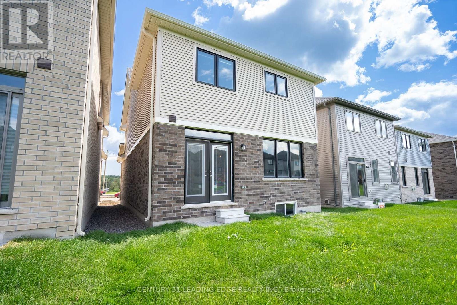 1097 Trailsview Avenue, Cobourg, Ontario  K9A 4J5 - Photo 41 - X12965832