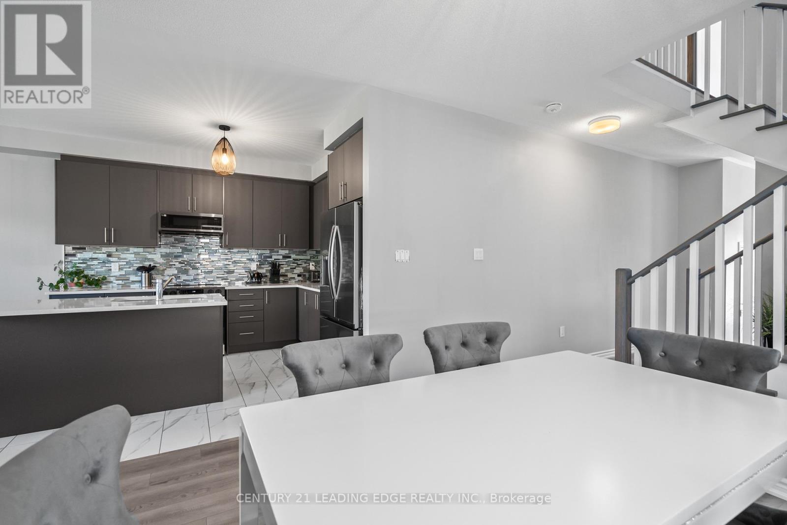 1097 Trailsview Avenue, Cobourg, Ontario  K9A 4J5 - Photo 9 - X12965832