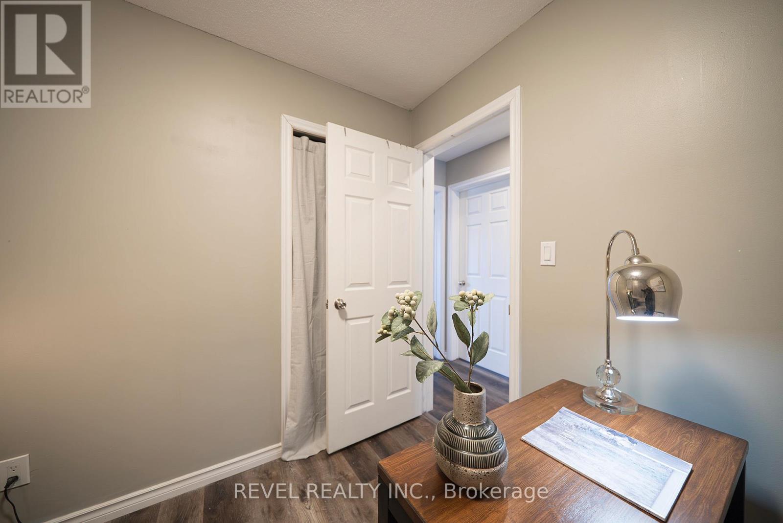 44 Shalfleet Boulevard, Brantford, Ontario  N3R 6L6 - Photo 17 - X12965842