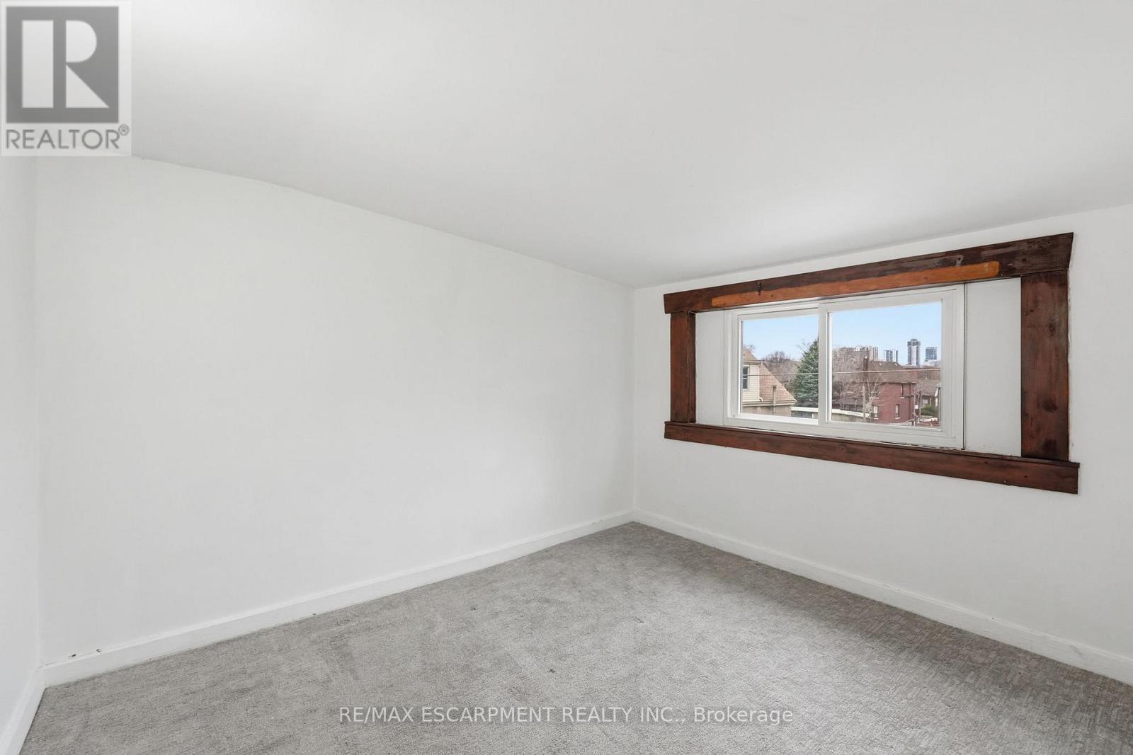 570 Cannon Street E, Hamilton, Ontario  L8L 2G4 - Photo 27 - X12965960