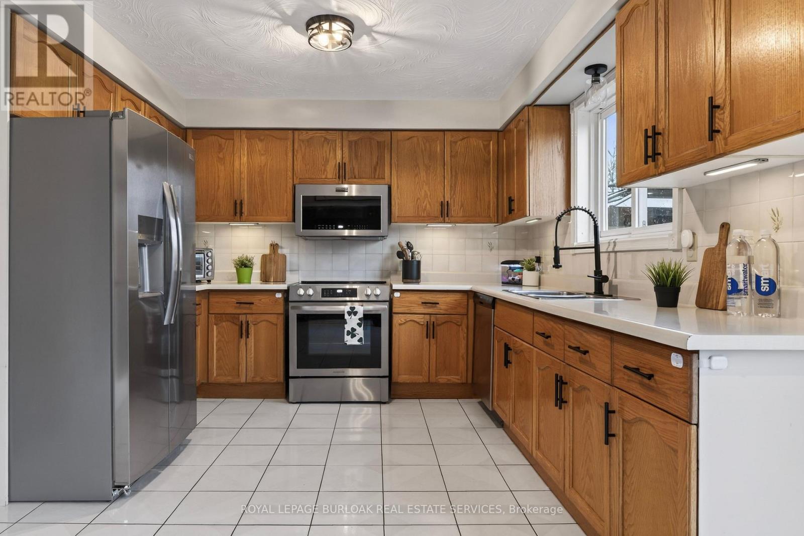 189 Templemead Drive, Hamilton, Ontario  L8W 2W1 - Photo 10 - X12965988