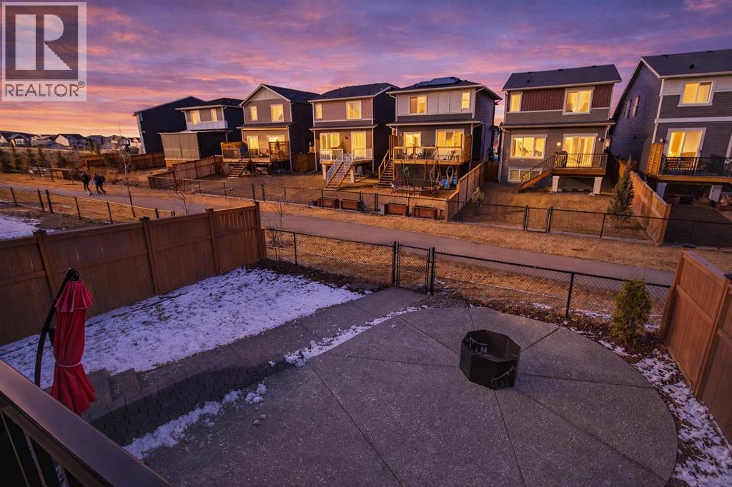 96 Emberside Glen, Cochrane, Alberta  T4C 2L7 - Photo 30 - A2296010