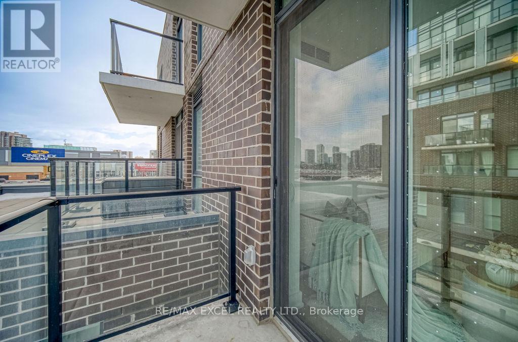 318 - 128 Fairview Mall Drive, Toronto, Ontario  M2J 0E8 - Photo 37 - C12965234