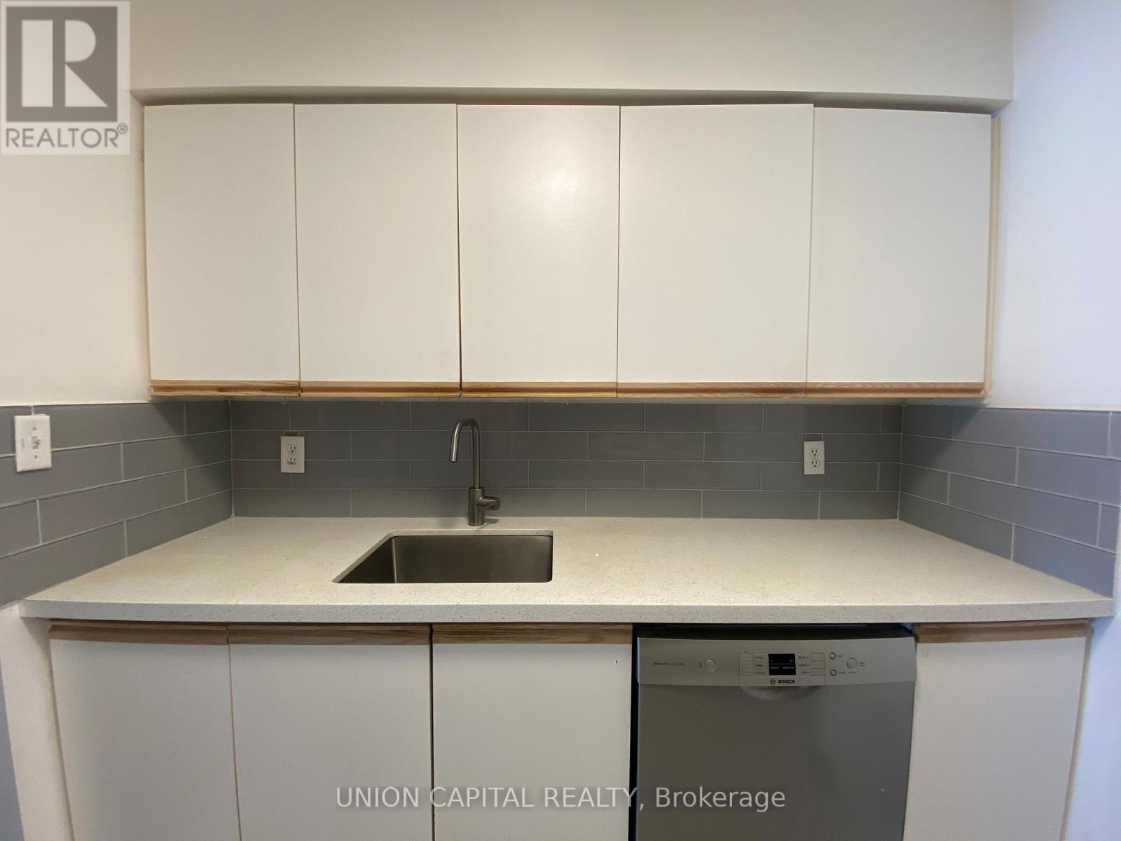 1108 - 35 Empress Avenue, Toronto, Ontario  M2N 6T3 - Photo 10 - C12965698