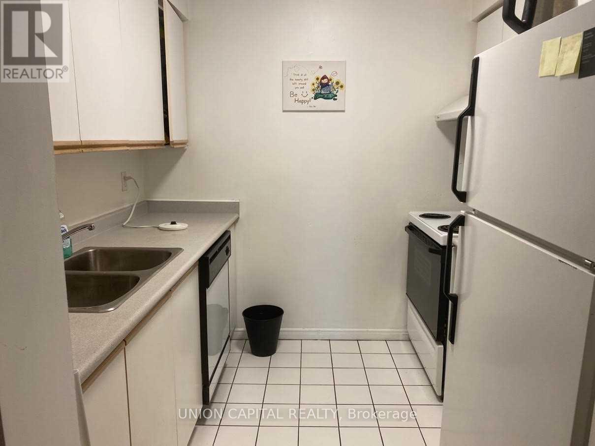 1108 - 35 Empress Avenue, Toronto, Ontario  M2N 6T3 - Photo 9 - C12965698