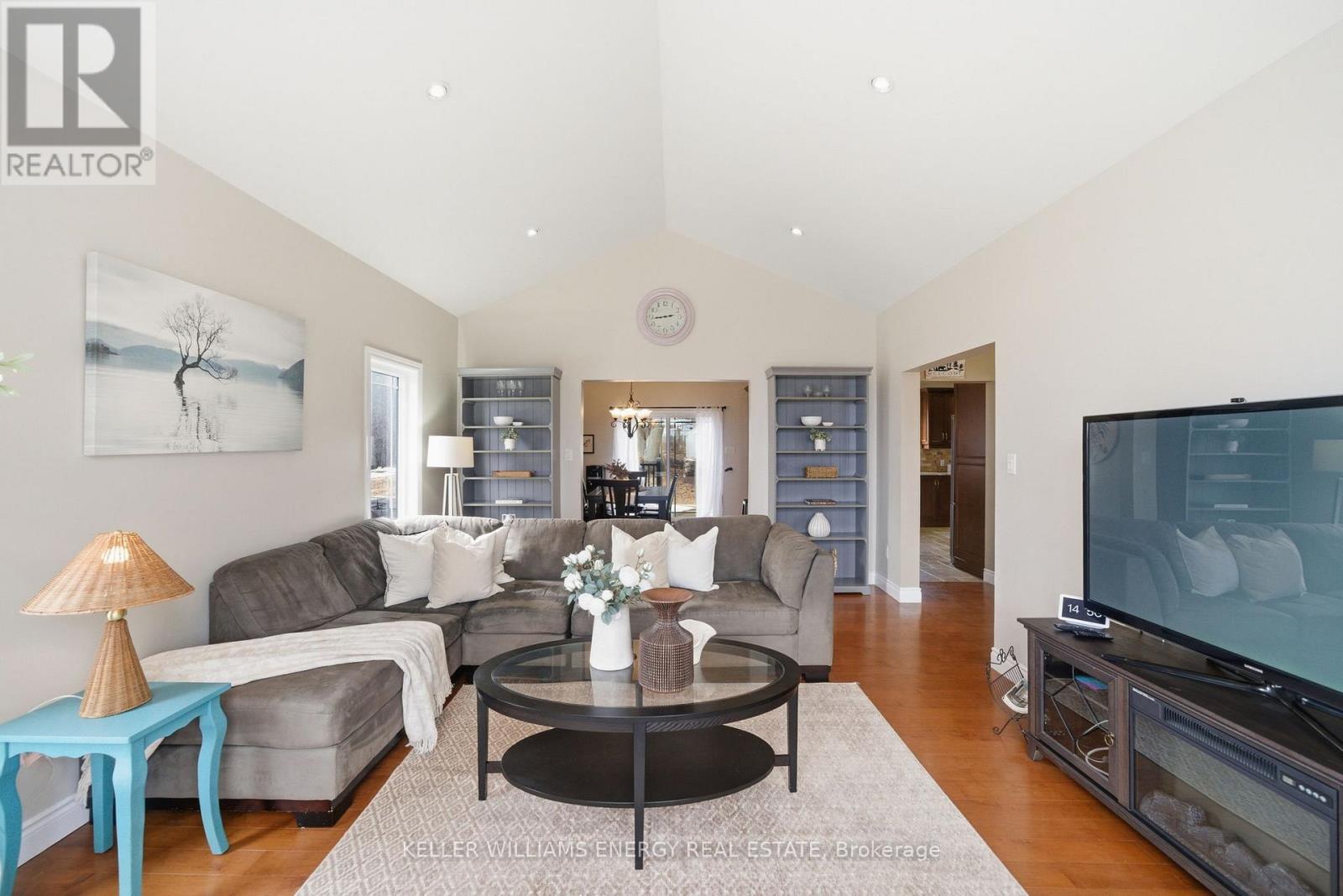 332 Carnegie Beach Road, Scugog, Ontario  L9L 1B6 - Photo 4 - E12920580