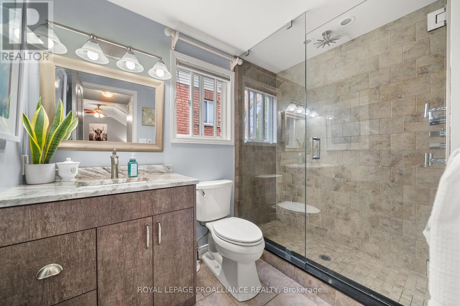 9 Spruce Gardens, Belleville, Ontario  K8N 5W3 - Photo 30 - X12797344