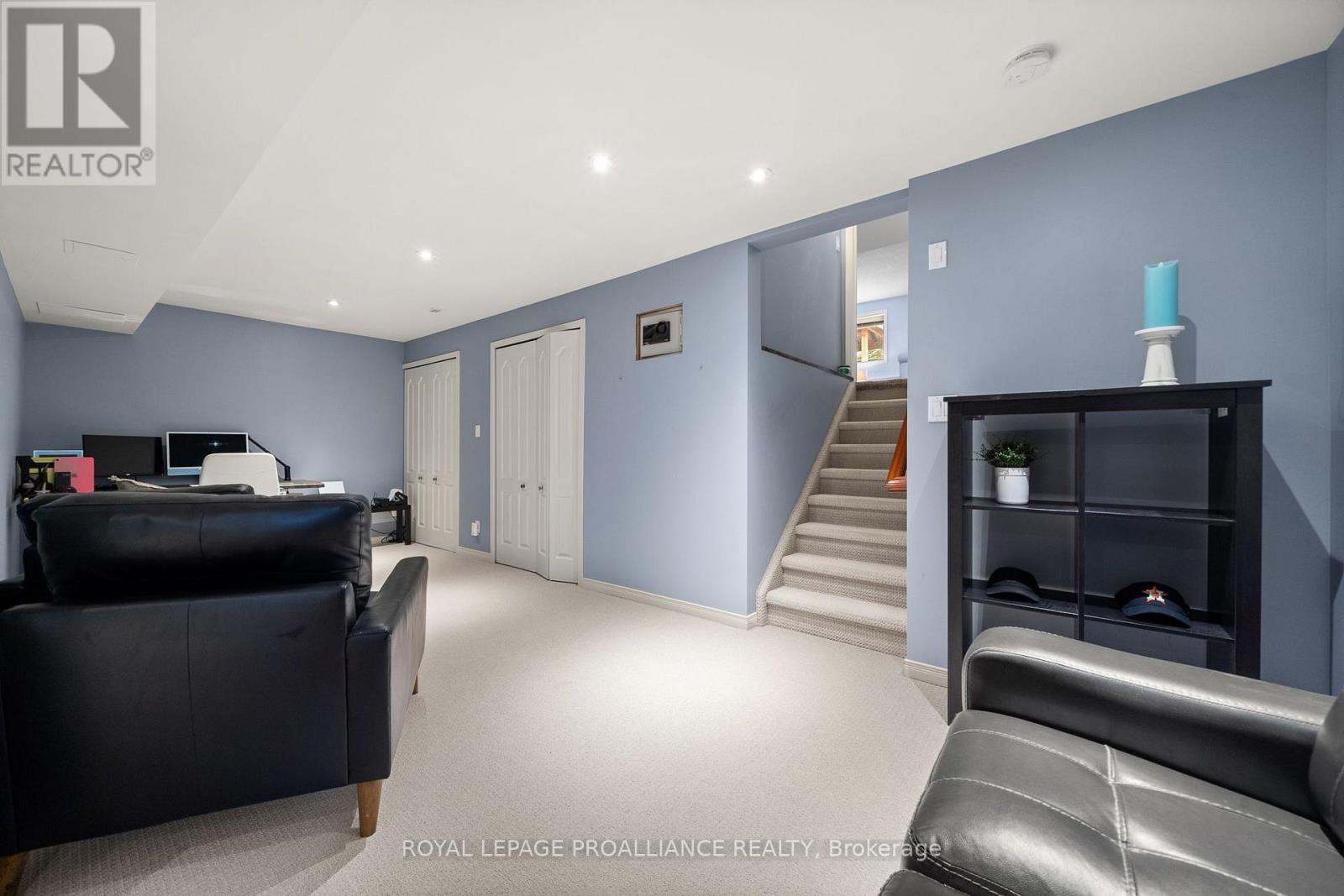 9 Spruce Gardens, Belleville, Ontario  K8N 5W3 - Photo 32 - X12797344