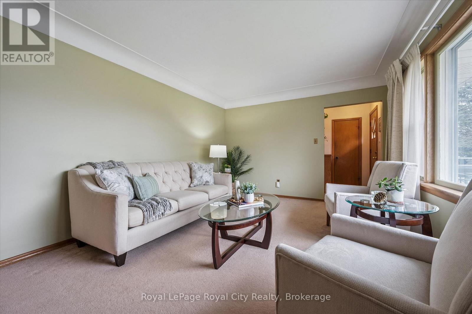 10 Paul Avenue, Guelph, Ontario  N1E 1S2 - Photo 11 - X12966024