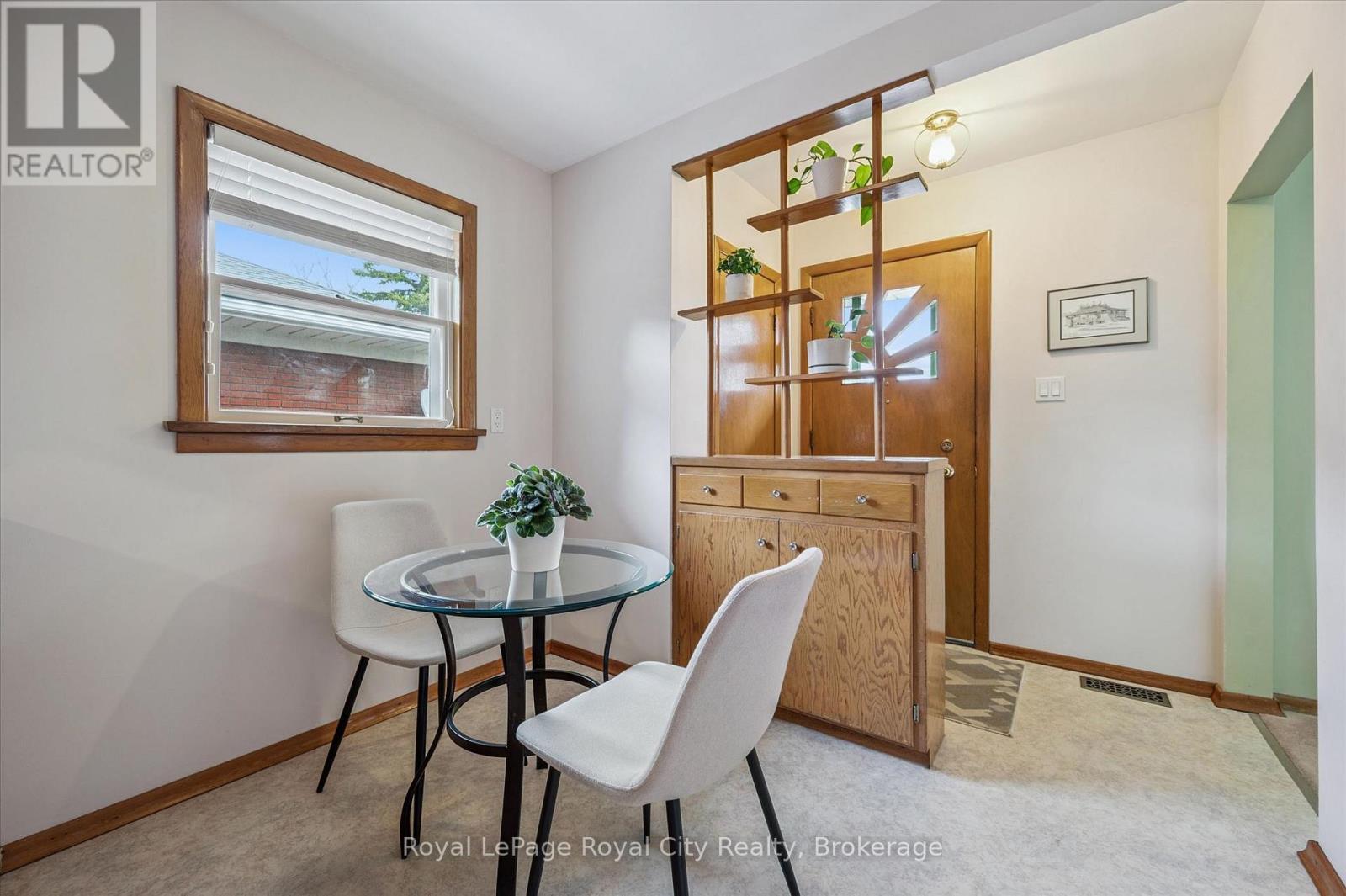 10 Paul Avenue, Guelph, Ontario  N1E 1S2 - Photo 13 - X12966024