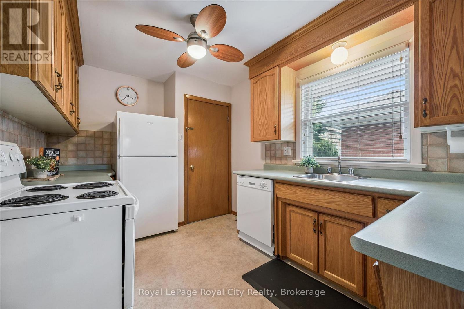 10 Paul Avenue, Guelph, Ontario  N1E 1S2 - Photo 14 - X12966024