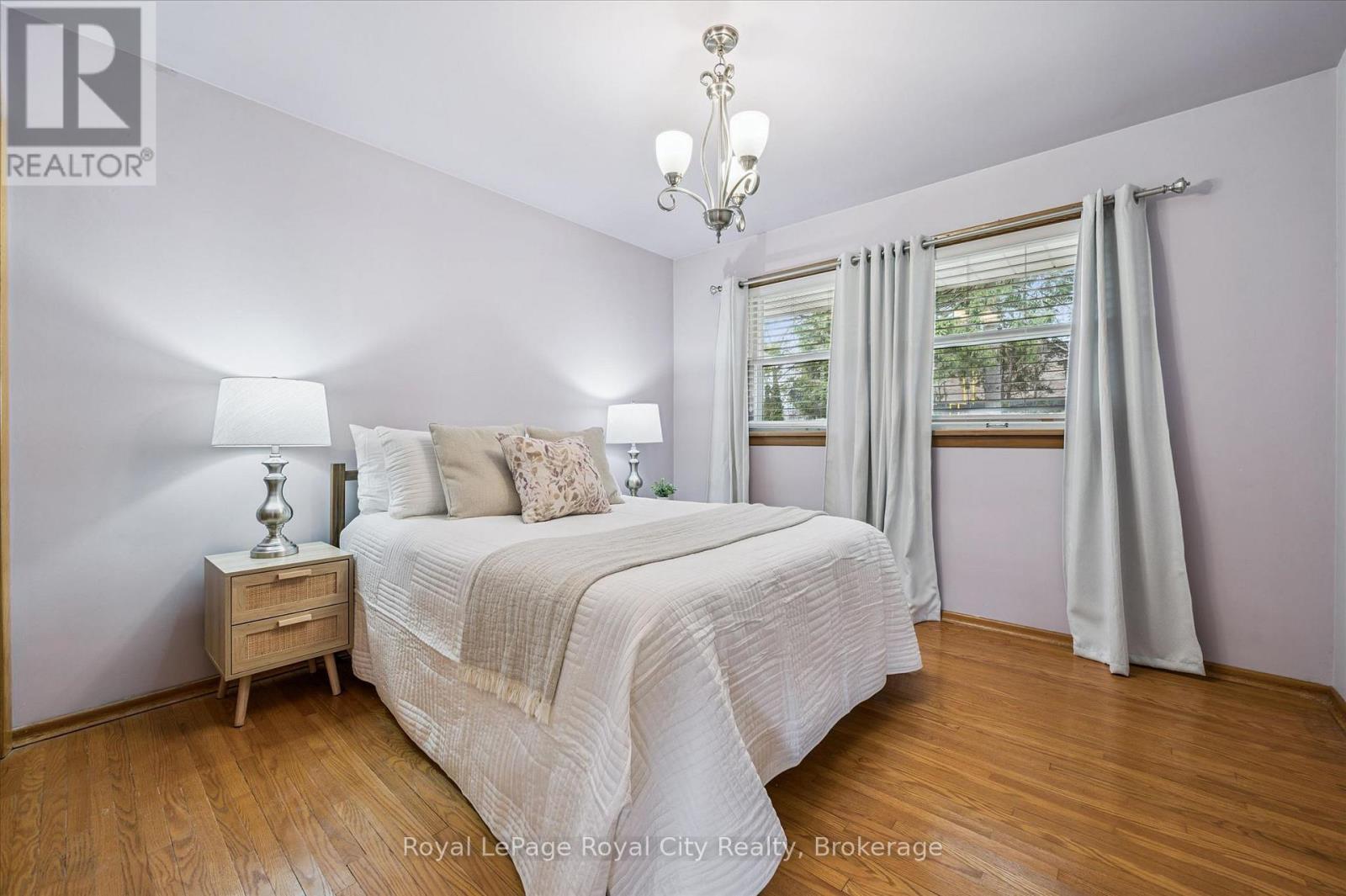 10 Paul Avenue, Guelph, Ontario  N1E 1S2 - Photo 22 - X12966024