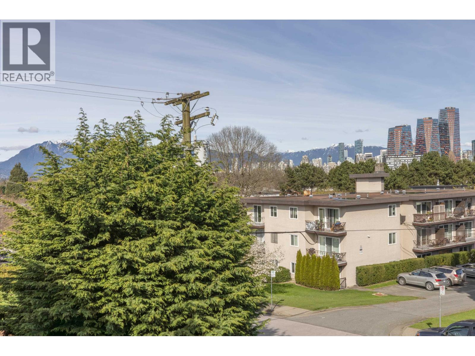 303 2125 W 2nd Avenue, Vancouver, British Columbia  V6K 1H7 - Photo 4 - R3107334