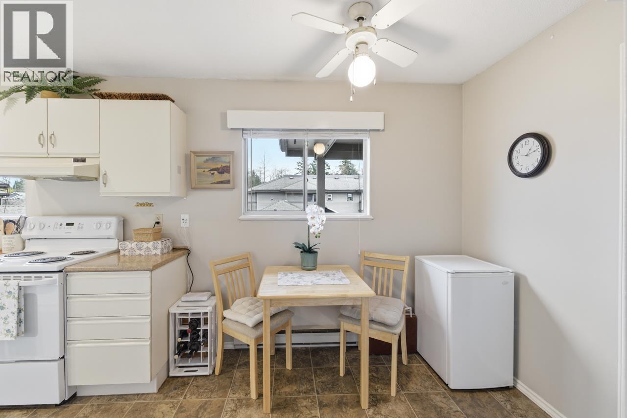 906 Roche Point Drive, North Vancouver, British Columbia V7H 2T5 - Photo 20 - R3107336