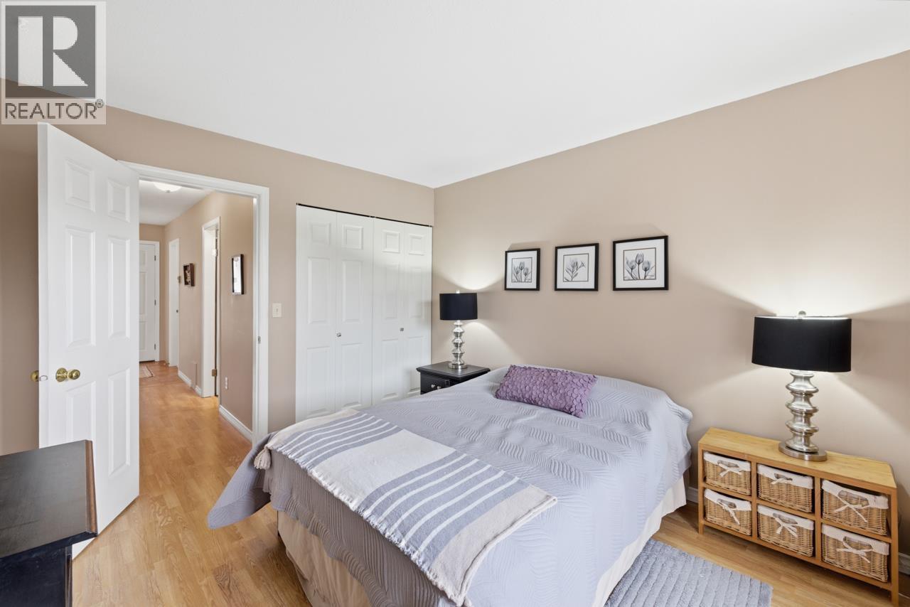 906 Roche Point Drive, North Vancouver, British Columbia V7H 2T5 - Photo 26 - R3107336