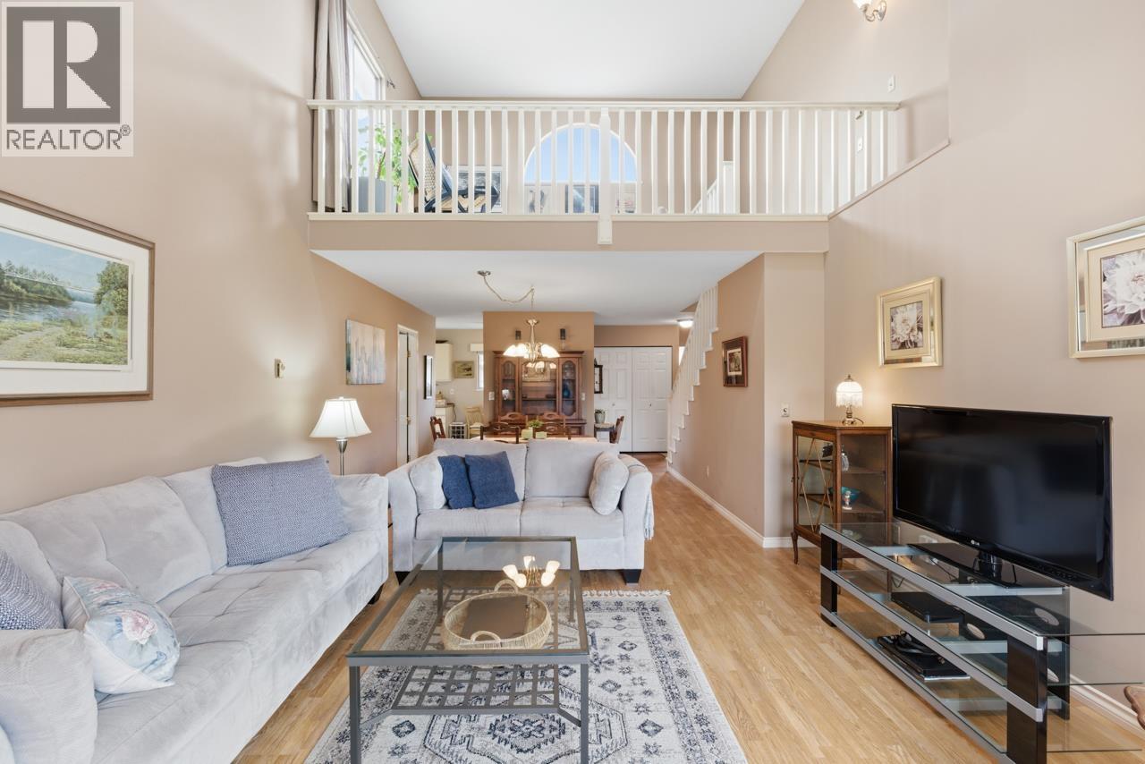 906 Roche Point Drive, North Vancouver, British Columbia V7H 2T5 - Photo 9 - R3107336