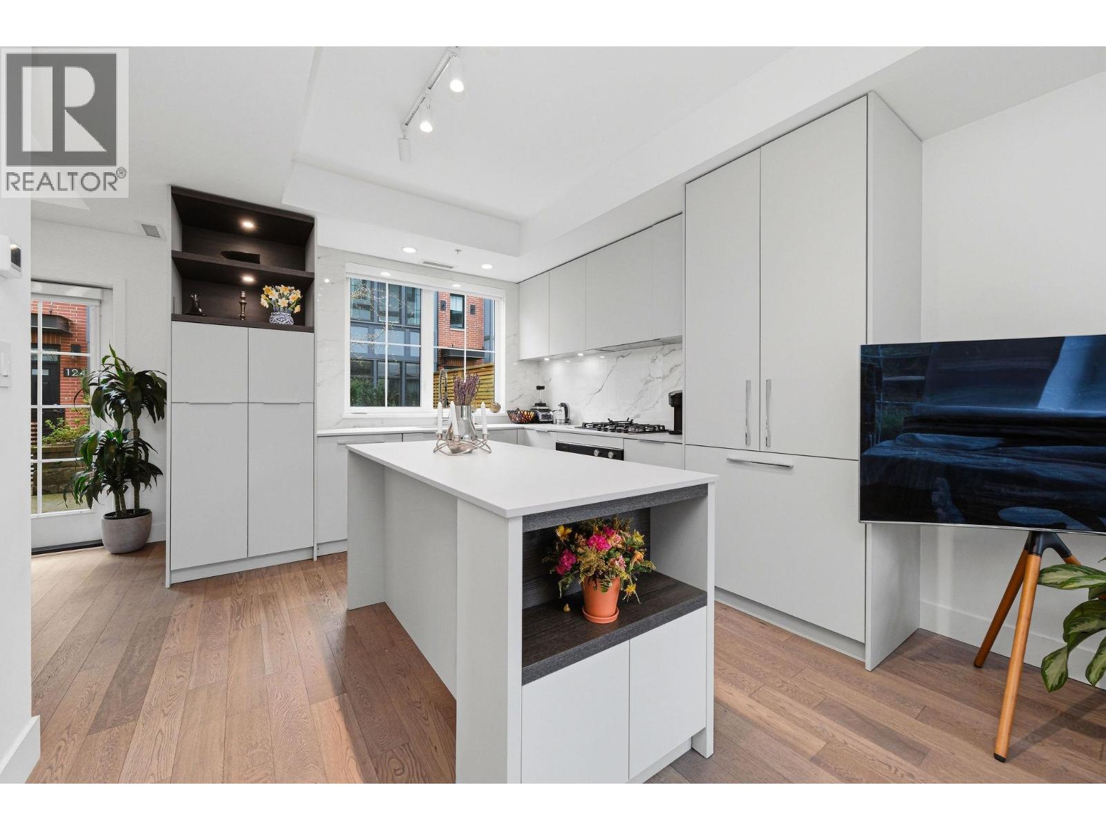 119 2070 Curling Road, North Vancouver, British Columbia  V7P 0C9 - Photo 7 - R3107343