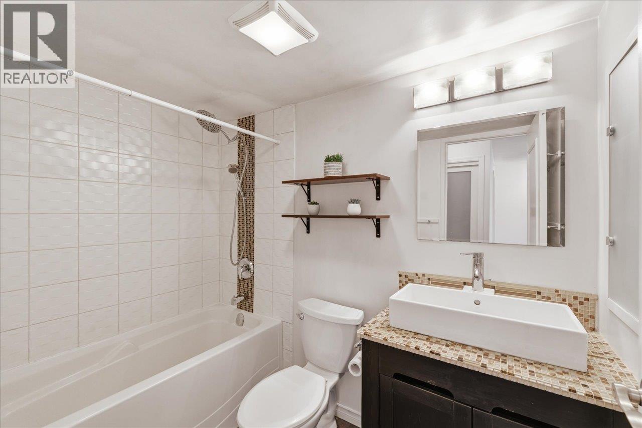 304 1864 Frances Street, Vancouver, British Columbia  V5L 1Z7 - Photo 10 - R3107356