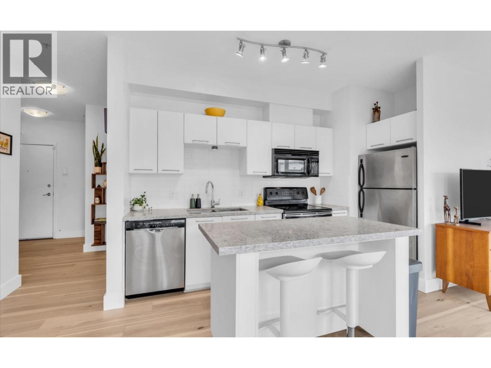 304 205 E 10th Avenue, Vancouver, British Columbia V5T 4V6 - Photo 11 - R3107360