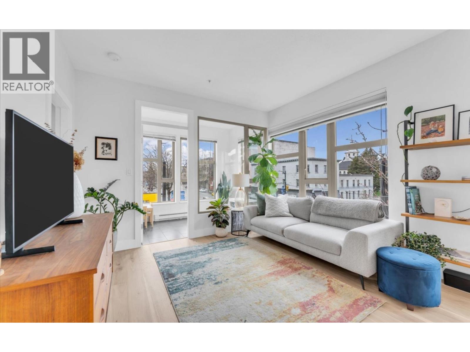 304 205 E 10th Avenue, Vancouver, British Columbia V5T 4V6 - Photo 2 - R3107360