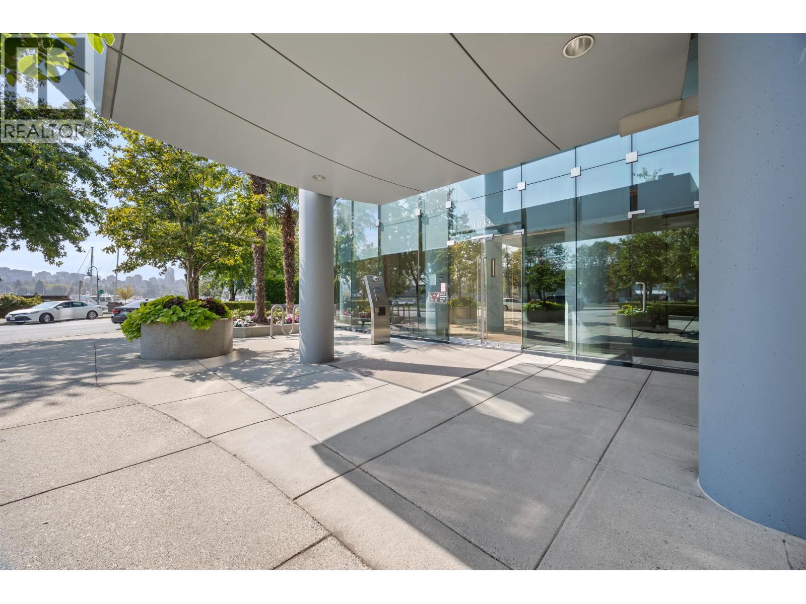 1901 1033 Marinaside Crescent, Vancouver, British Columbia V6Z 3A3 - Photo 4 - R3107370