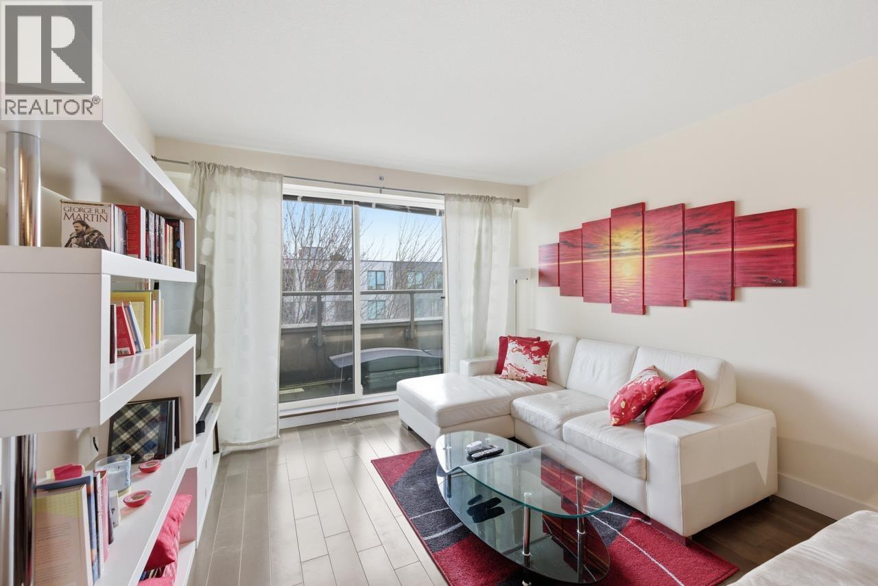 PH-8 1689 13TH AVENUE, Vancouver, British Columbia