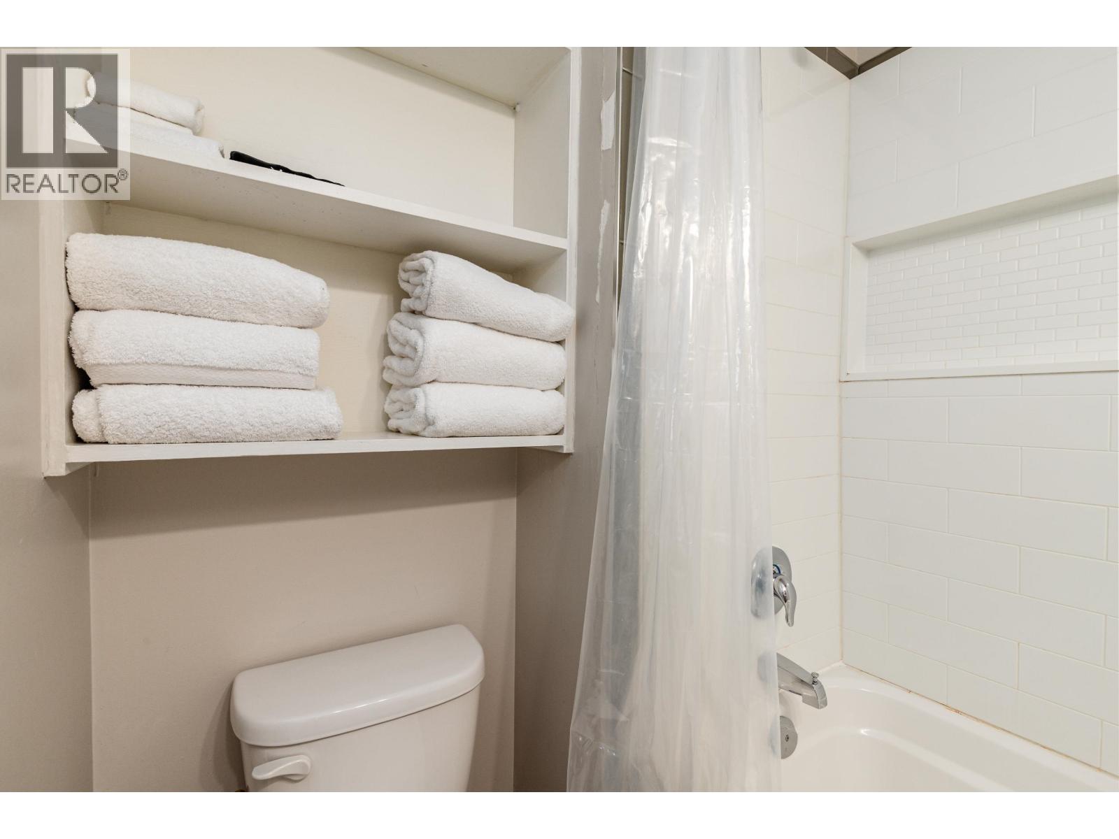 4 2028 Innsbruck Drive, Whistler, British Columbia  V8E 0B5 - Photo 14 - R3107417