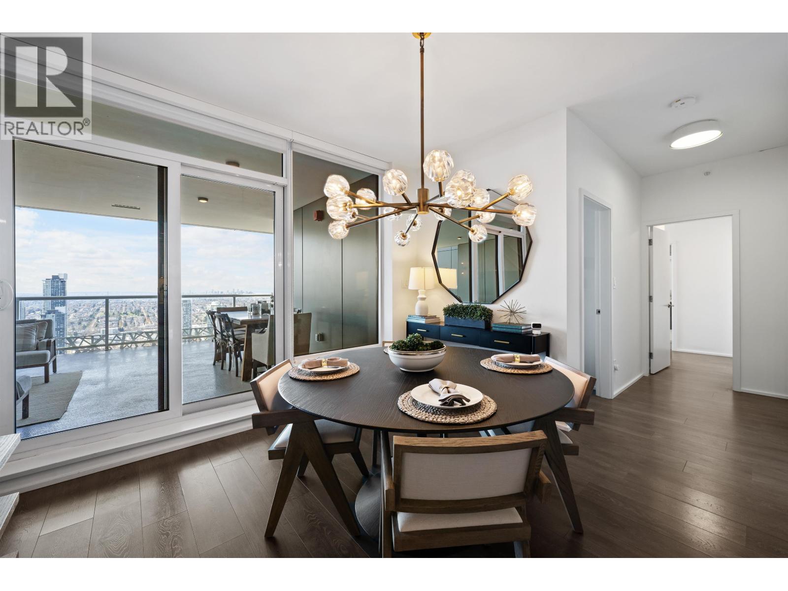 5605 1955 Alpha Way, Burnaby, British Columbia  V5C 0K6 - Photo 6 - R3107425