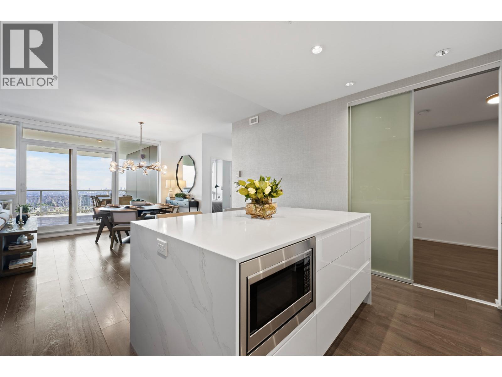 5605 1955 Alpha Way, Burnaby, British Columbia  V5C 0K6 - Photo 9 - R3107425