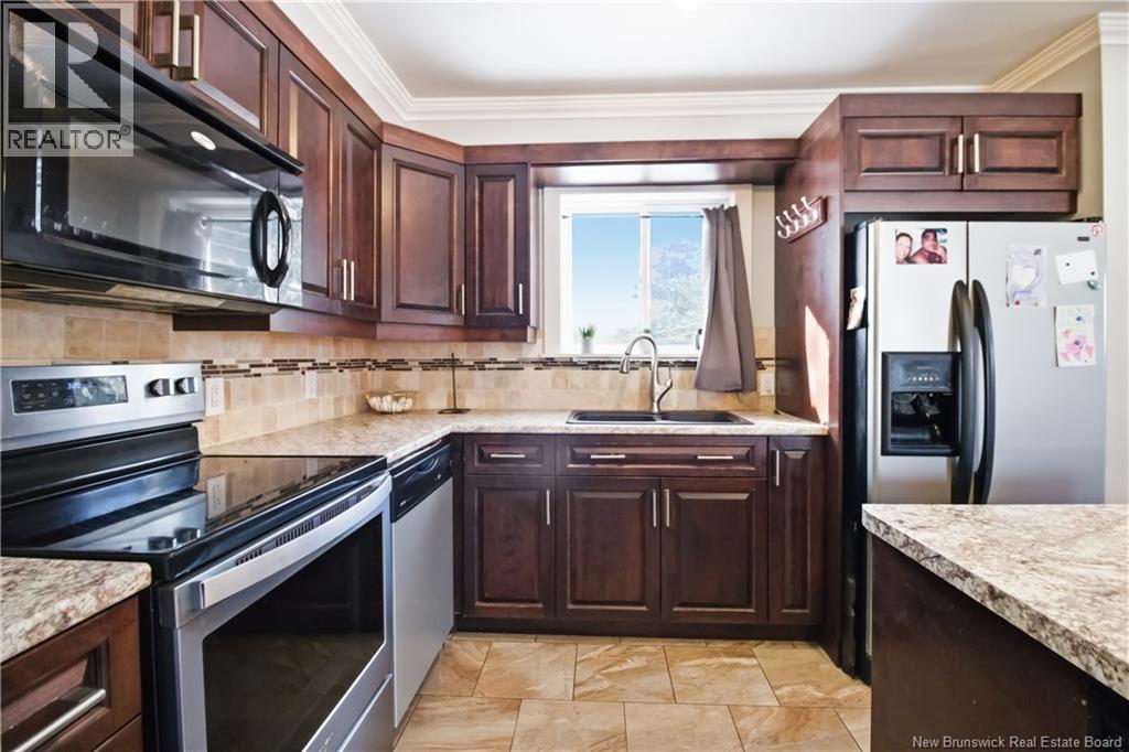 4 Boyd Avenue, Moncton, New Brunswick  E1A 4C2 - Photo 4 - NB136595