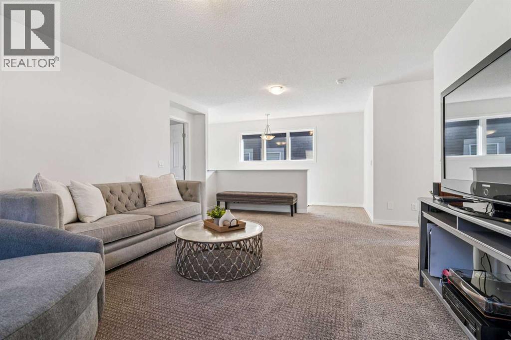 58 Buckskin Way, Cochrane, Alberta  T4C 2P2 - Photo 9 - A2288963