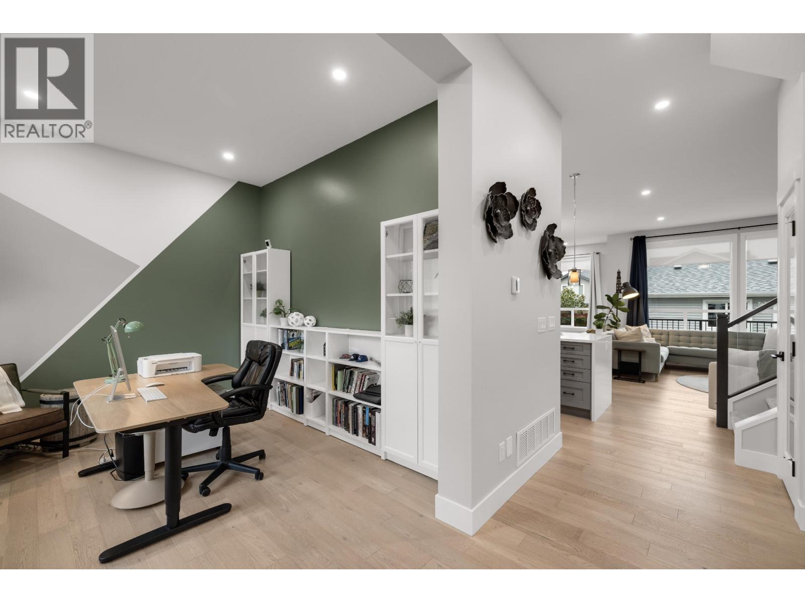 1248 Mounce Drive, Coquitlam, British Columbia V3B 2W7 - Photo 6 - R3107066